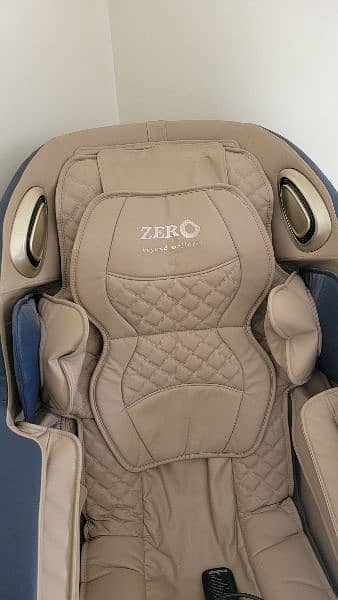 Zero Massage Chair **Serious Inquiries only** 4