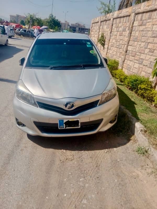 Toyota Vitz 2013 8