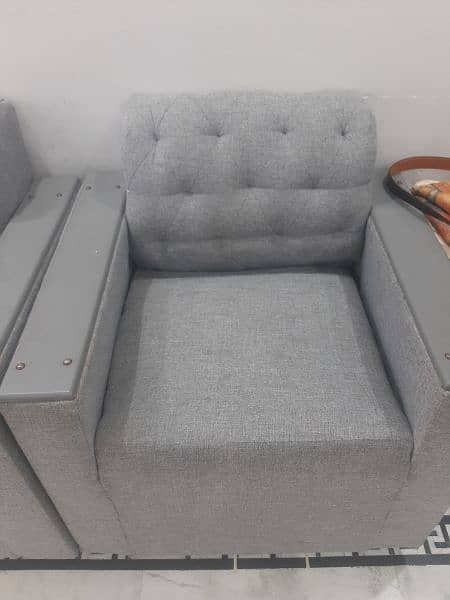 5 seater sofa set and 7 seater for sale 4