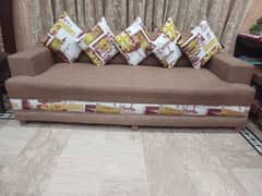 5 seater sofa set with cushions