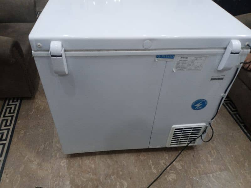 Waves deep freezer,model WDF 310 10