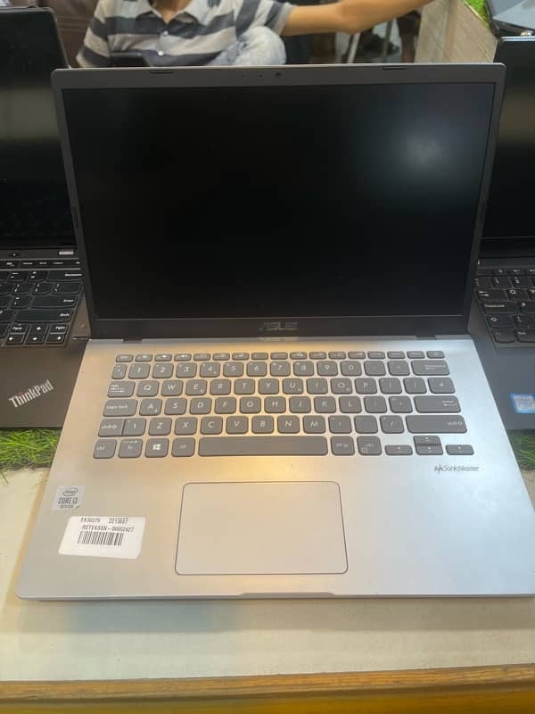 ASUS Core i3 3.80 Ghz 10th Generation Turbo processor speed 4