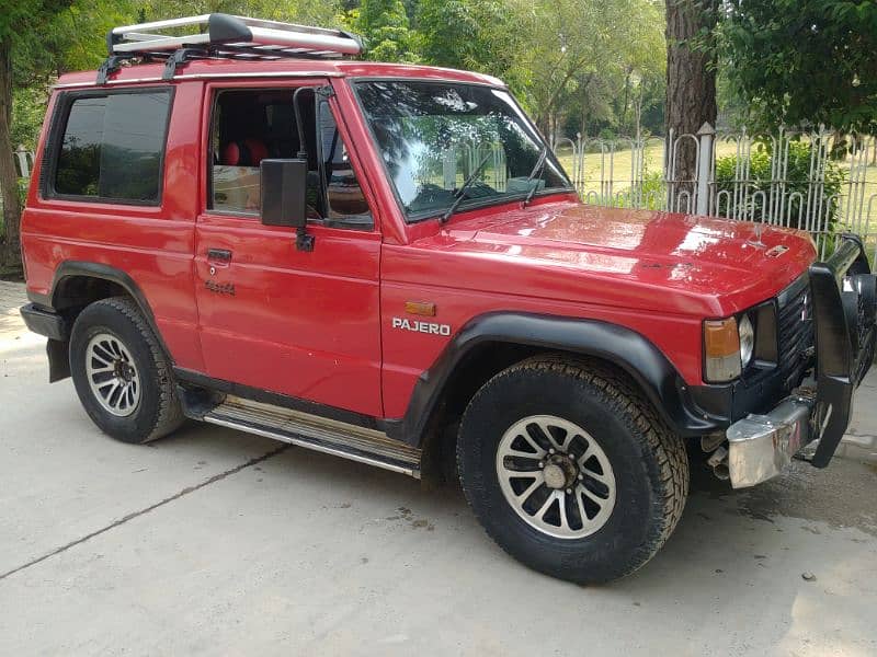 Mitsubishi Pajero 1983 1