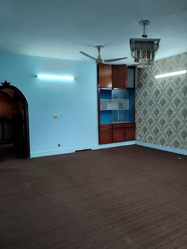 10 Marla Upper Portion For Rent In L Block Model Town Lahore 2