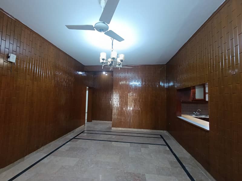 1 KANAL UPPER PORTION IS AVAILABLE FOR RENT IN I-8 ISLAMABAD 2