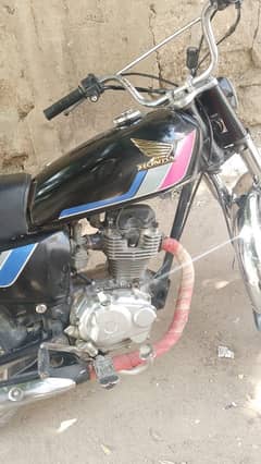 Honda/CG125 . . . please ad Pura parhan