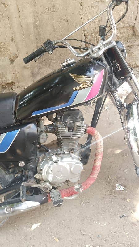 Honda/CG125 . . . please ad Pura parhan 0