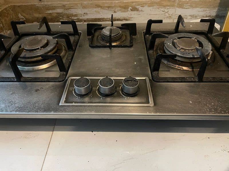 3 Burner Stove in good condition 1