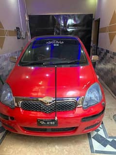 Toyota Vitz 2000