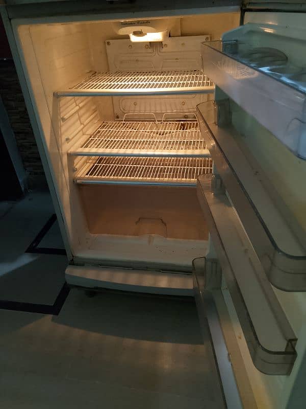 Double Door Refrigerator for Sale 3