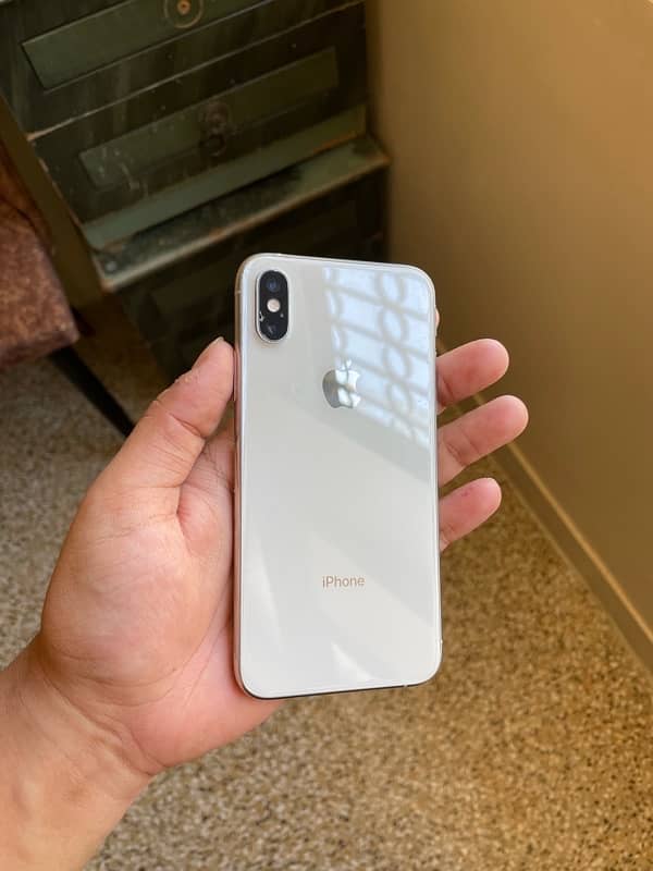 iPhone XS 64gb FU IOS 18 Updated 5