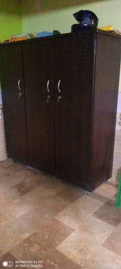 3 door alameri for sale in karachi