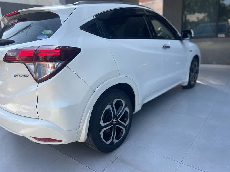 Honda Vezel 2014 1