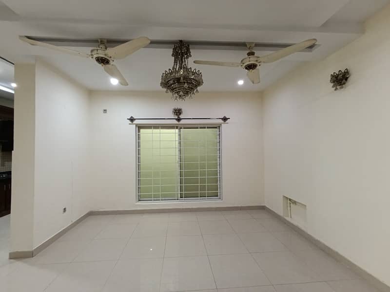 NEW UPPER PORTION IS AVAILABLE FOR RENT IN I-8 ISLAMABAD. 0