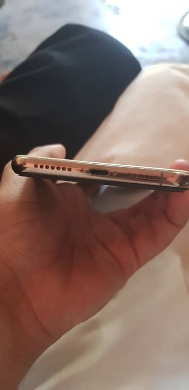 iphone xsmax 256 Gb factory unlock 1