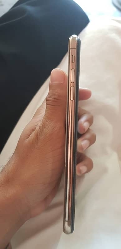 iphone xsmax 256 Gb factory unlock 2