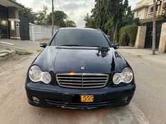 Mercedes C Class 2005 c180 compressor top of the line just like new