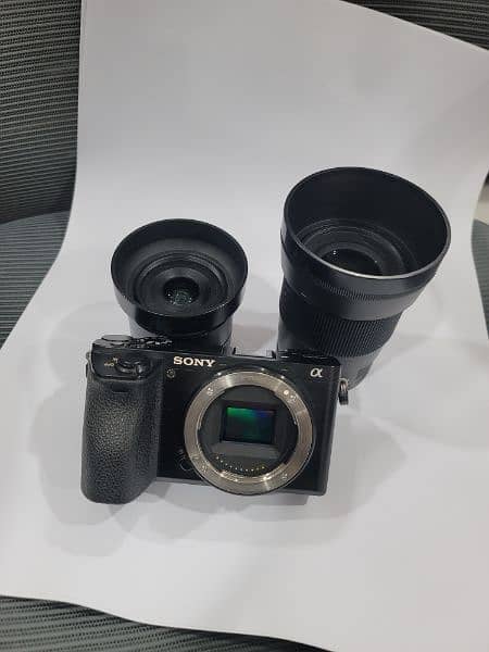 SONY ALPHA MIRRORLESS 6500. . 1ST OWNER 1