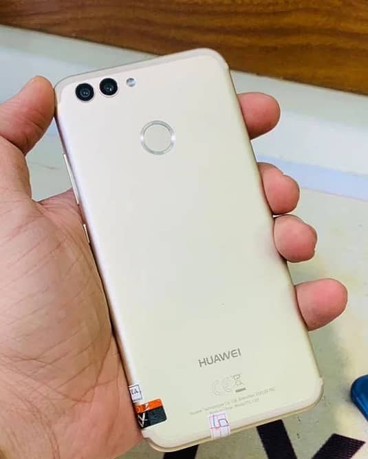 Huawei Nova 2 | 4GB Ram | 64GB Rom | Dual Sim | Finger Print Sensor | 4