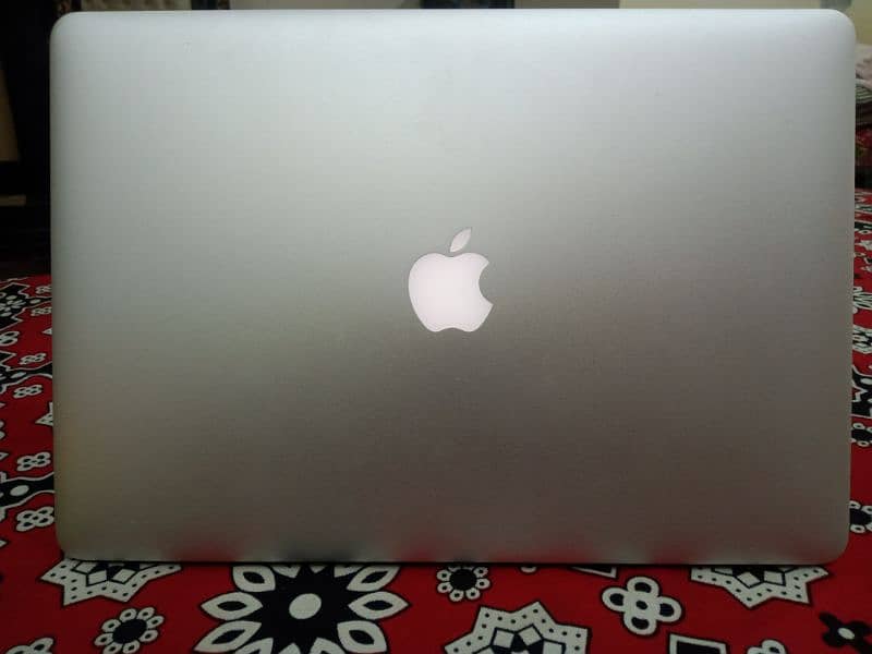 Macbook Pro Late 2014 16Gb 256Gb ssd core i7 15inch 10/10 price FNF 4