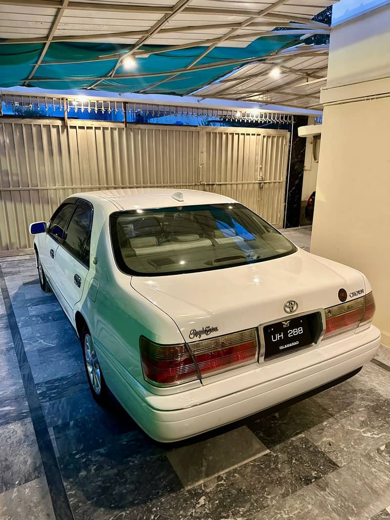 Toyota Crown 2003 3