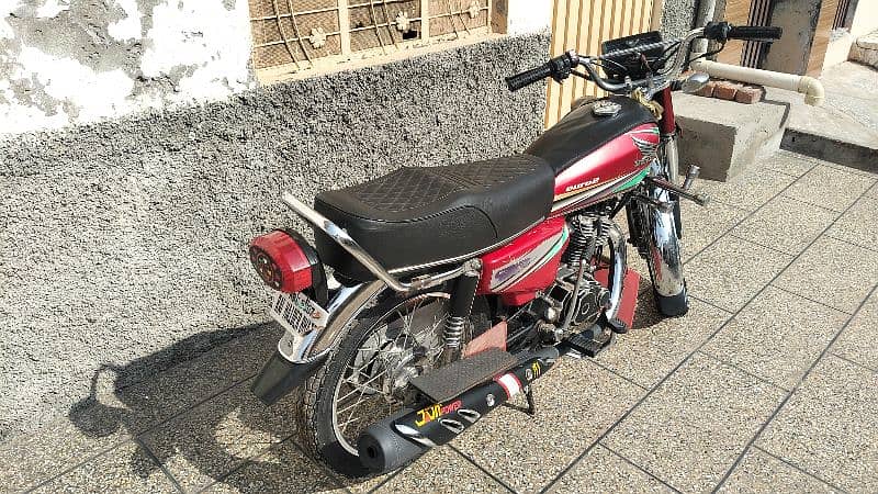 Honda CG125 2014 9