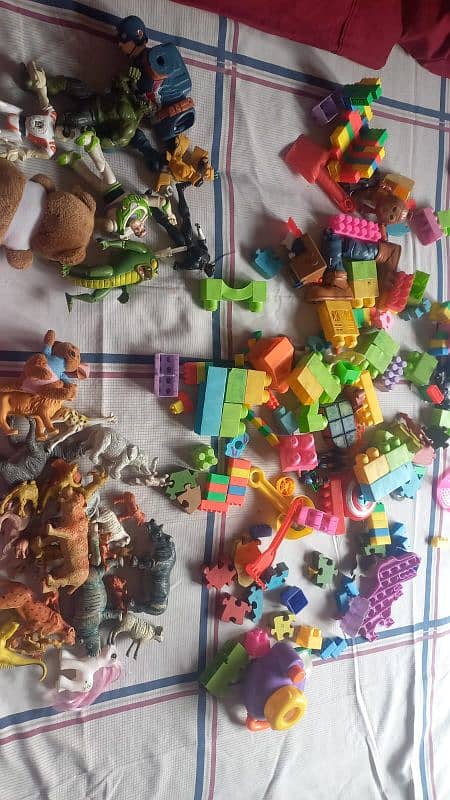 urgent for sale best toys 3