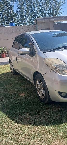 Toyota Vitz 2009 1