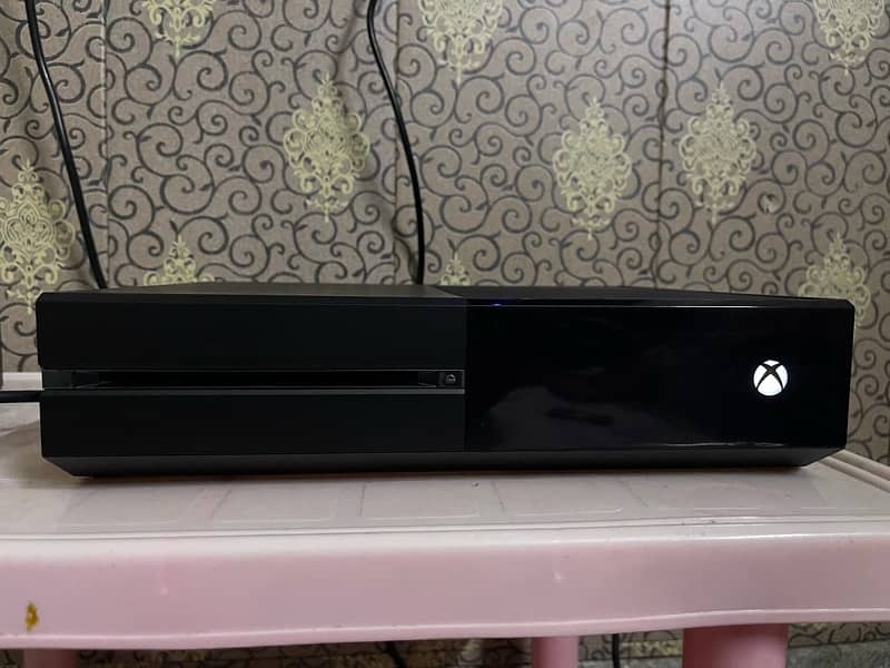 XBOX One 1 TB 2