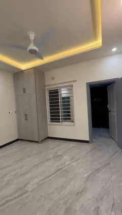 Fully Renovated 900 sqft Ground floor Flat for Sale