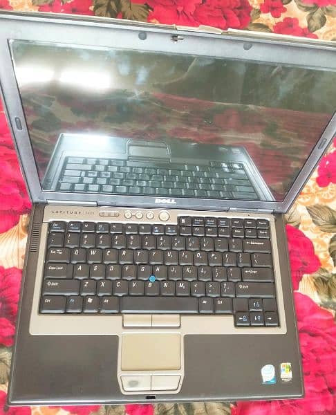 Dell Laptop( Not working) for sale 4