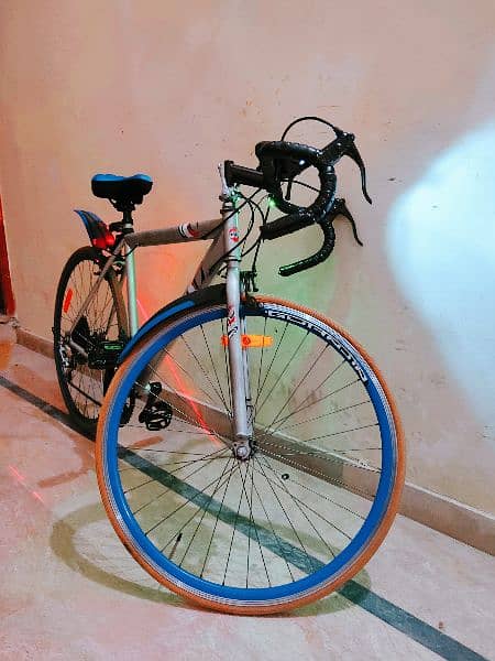 Imported Road Sports Cycle Aluminum Frame 4