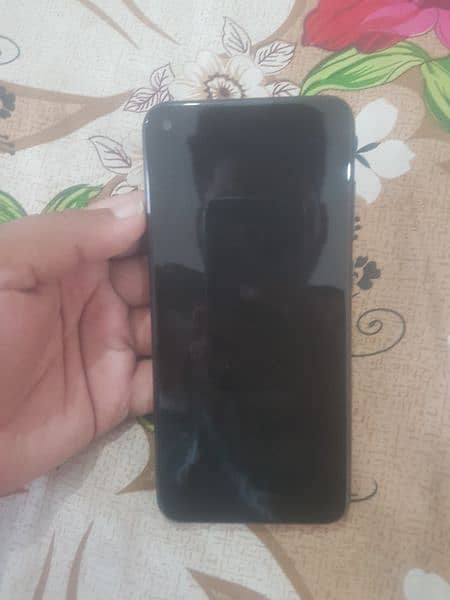 I am selling samsung A11 mobile. 03289203346 3