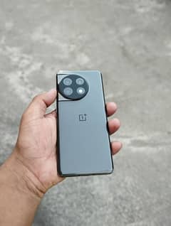 OnePlus 11 0