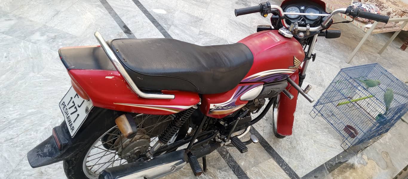 Hundred Honda prider Bike 4