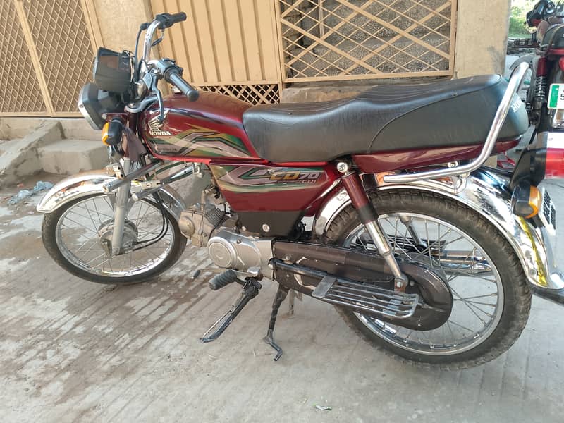 Honda CD 70 2023 1