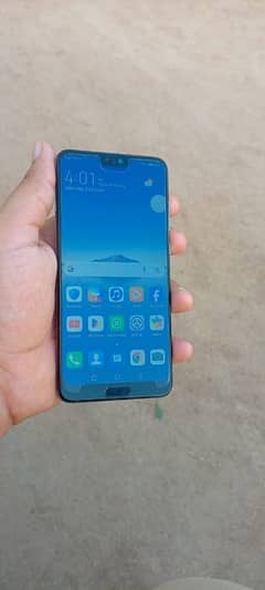 Huawei p20 pro dual sim offical approved 10/10