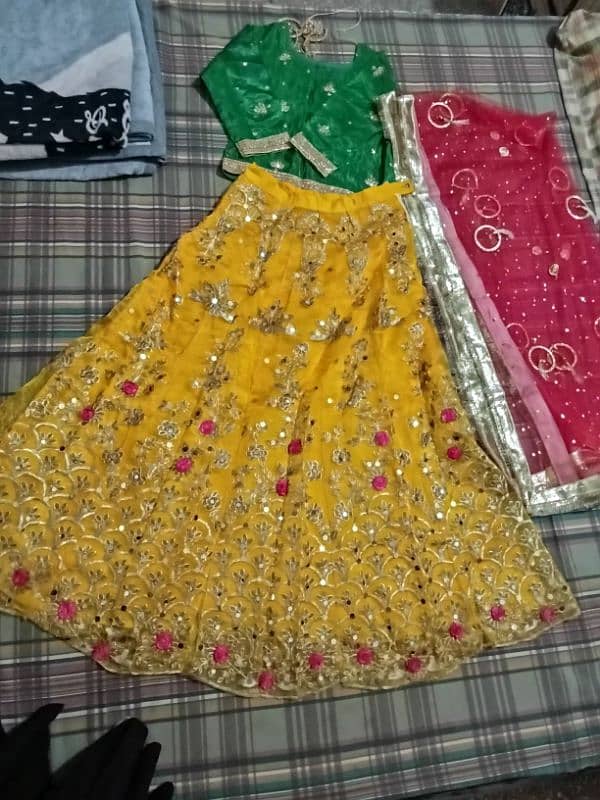 3 piece mehndi lehnga for sale 1