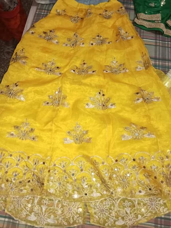 3 piece mehndi lehnga for sale 6