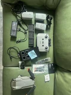 Dji mavic air 2S 9/10 condition one hand use