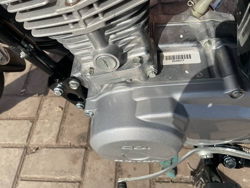 Honda  CG 125 open letter  only 402 kilometres use 11