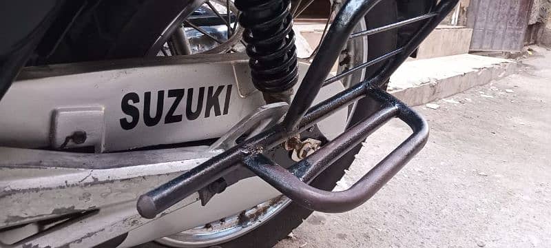 Suzuki 150 2