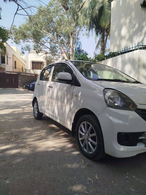 Daihatsu Mira 2016 5