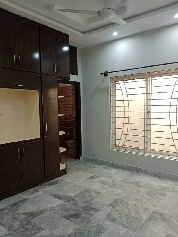 Upper Portion available for rent 3