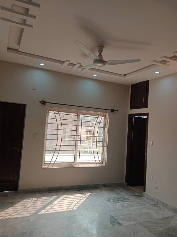 Upper Portion available for rent 10