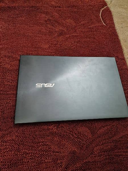 Asus Zenbook 14 ux425ea 0