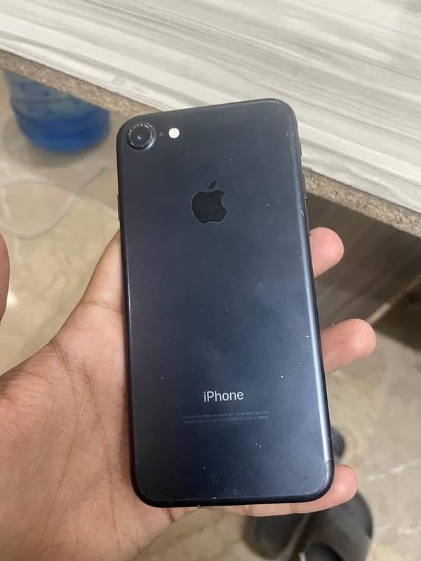 IPhone 7 32gb pta approved all ok urgent sale 10