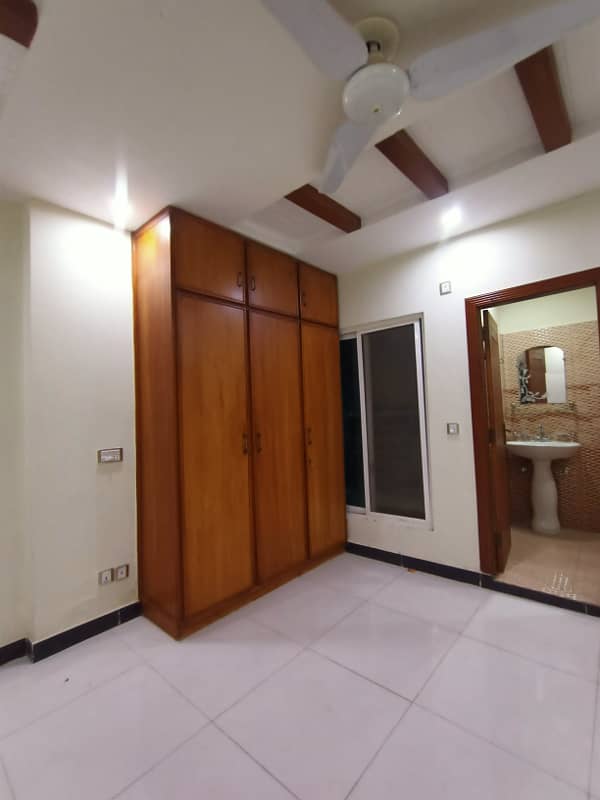 3 Bedroom Unfurnished Apartment Available For Rent In E-11/4 4