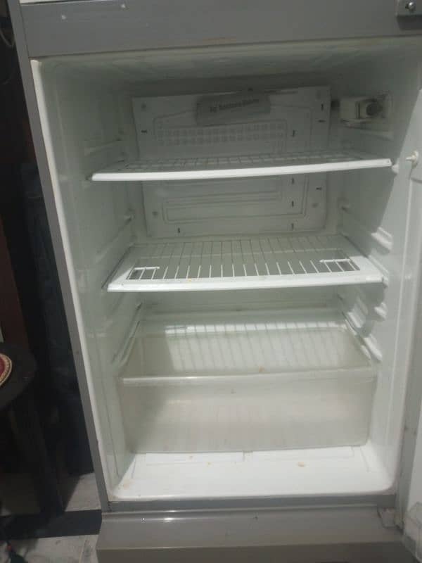 Refrigerator 1