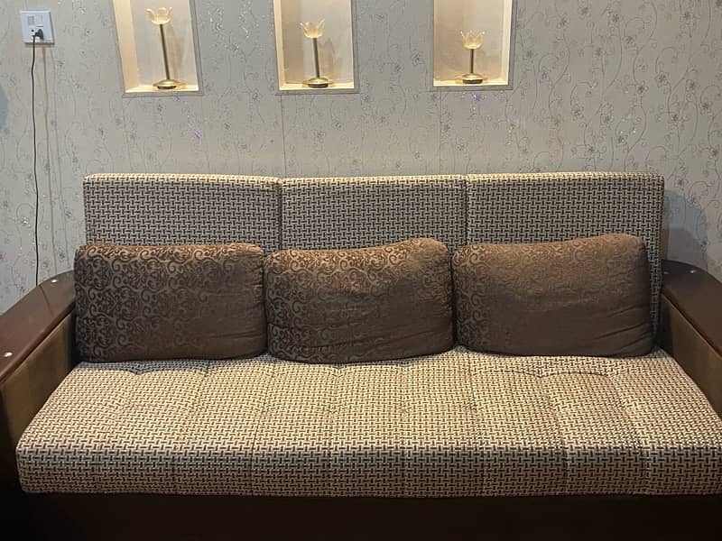 Masterpiece Sofa set for sale 1